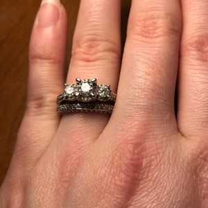 Kay jewelers 3 stone engagement ring with band